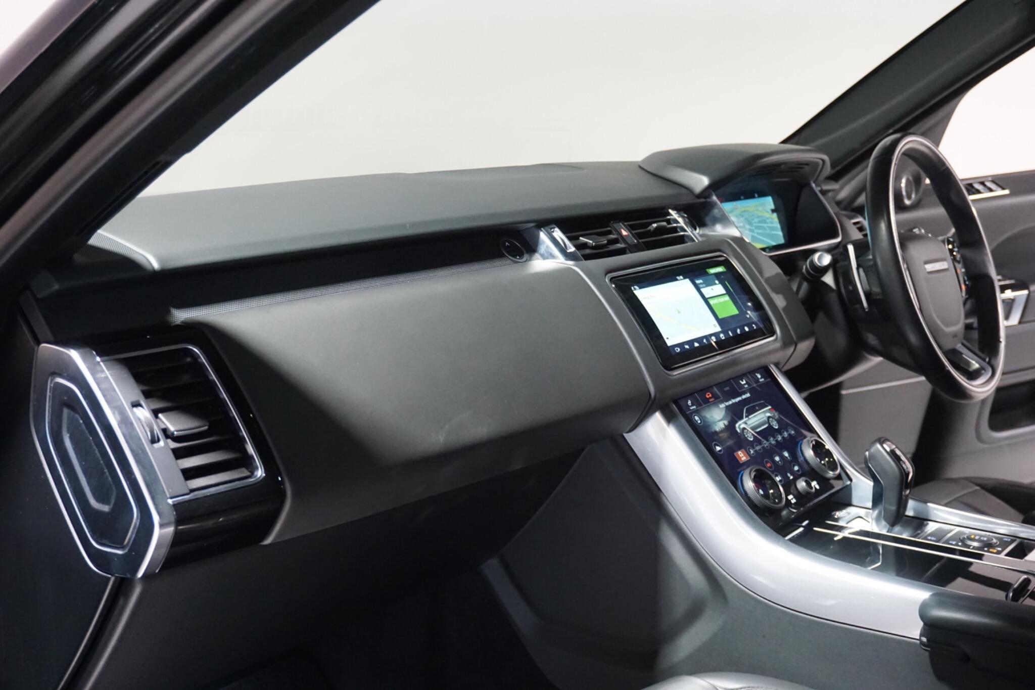 Land Rover Range Rover Sport 2.0 P400e 13.1kWh HSE Dynamic Black SUV 5dr Petrol Plug-in Hybrid Auto 4WD Euro 6 (s/s) (404 ps)